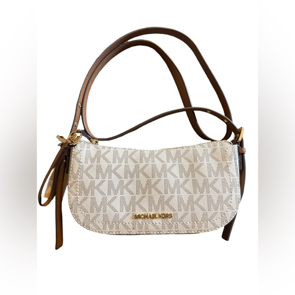 Michael Kors xs pouchette vanilla NWT - Picture 1 of 3